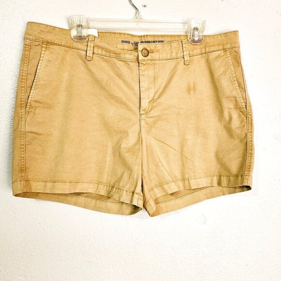 Khakis by Gap Pants - Khakis by Gap Girlfriend 5 inch Edgy Casual Shorts Size 14/32